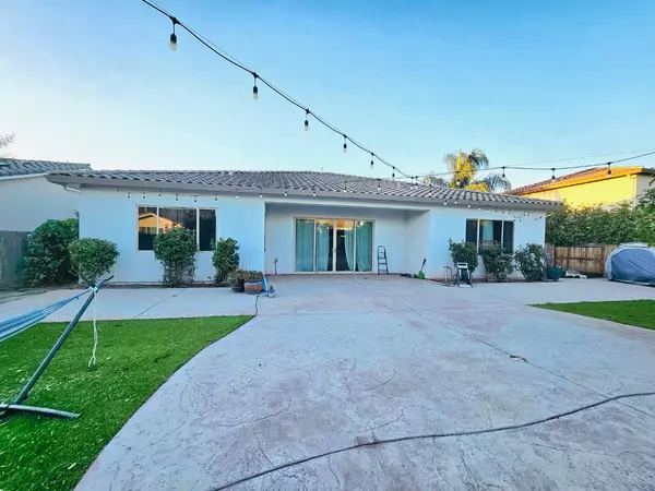 Fowler, CA 93625,999 Boornazian AVE