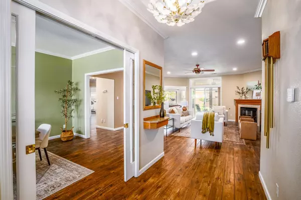 Kingsburg, CA 93631,2241 Kamm Ave