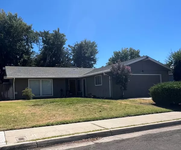 1418 Morris AVE, Clovis, CA 93611