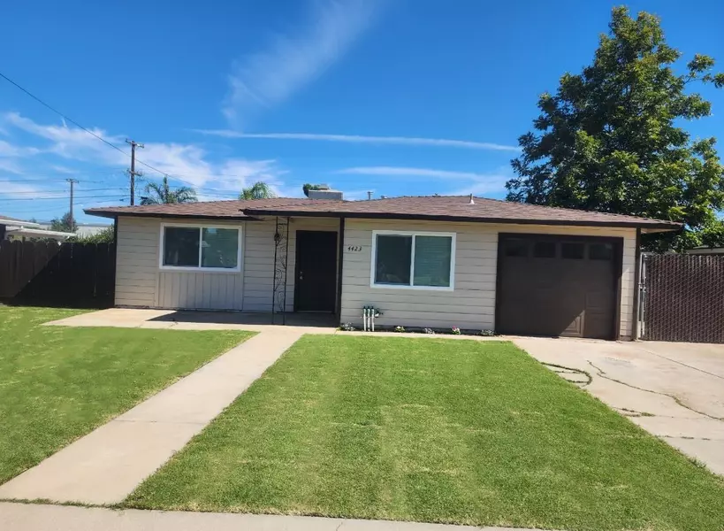 4423 E Eugenia AVE, Fresno, CA 93725