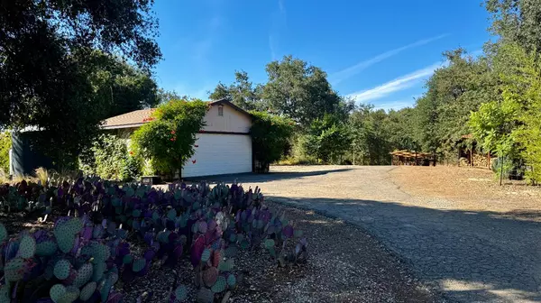 Yokuts Valley, CA 93675,51143 Thistle LN