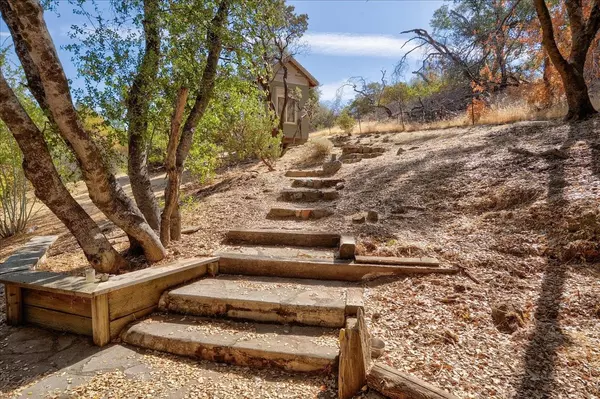 Mariposa, CA 95338,3279 Quail Run RD