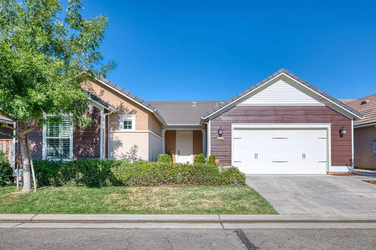 Clovis, CA 93619,1742 N Broadbent LN