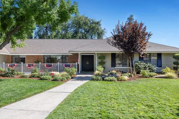 Clovis, CA 93611,2182 Alamos AVE