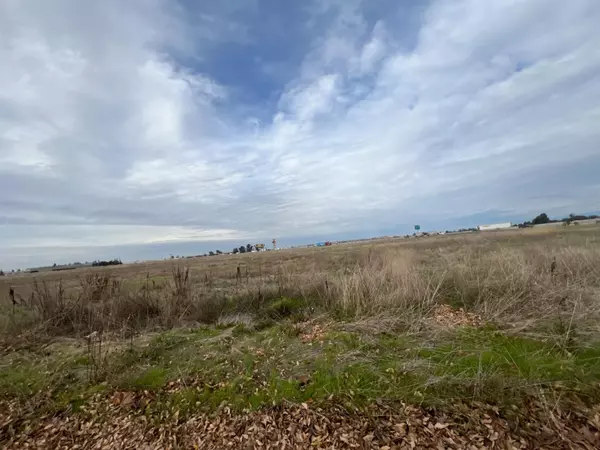 Madera, CA 93637,0 Boles ST