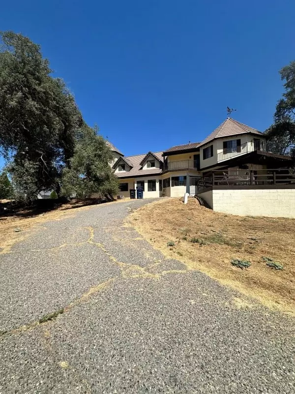 Oakhurst, CA 93644,40570 Griffin DR