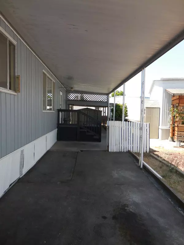 Fresno, CA 93650,221 W Herndon AVE #71