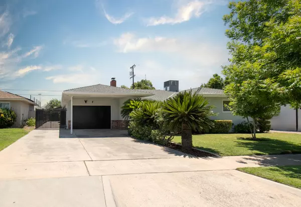 Fresno, CA 93726,4342 E Buckingham WAY