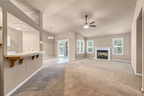 Madera, CA 93637,2917 Eagle WAY