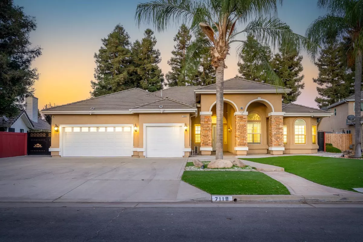 Fresno, CA 93722,7118 N Lodi AVE