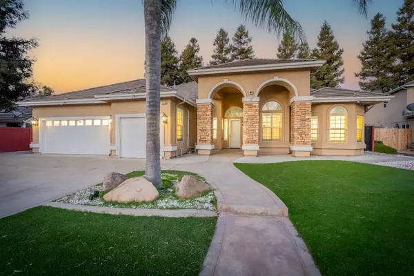 Fresno, CA 93722,7118 N Lodi AVE