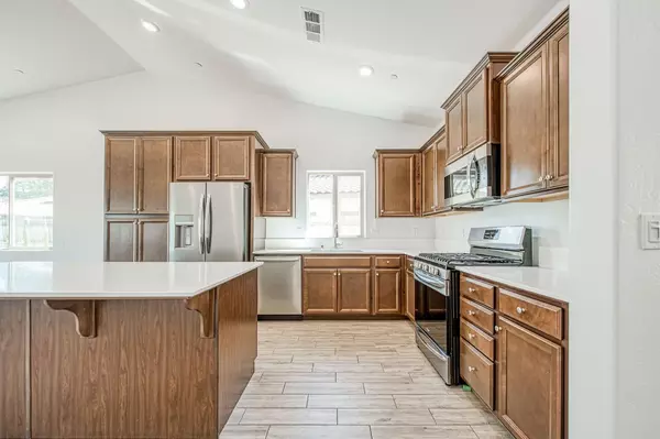 Fresno, CA 93727,6092 E Platt AVE