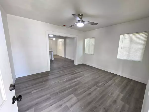 Fresno, CA 93702,4211 E Grant AVE