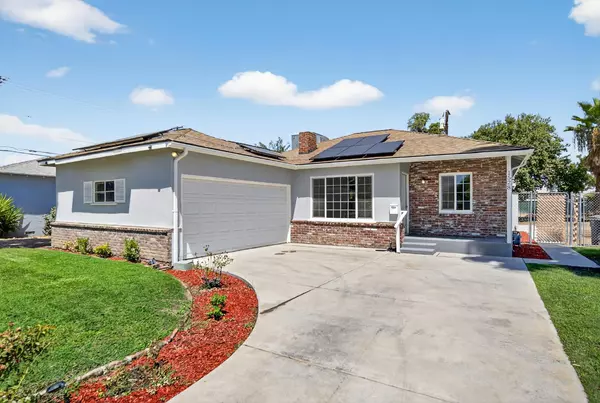 1528 Floral AVE, Selma, CA 93662