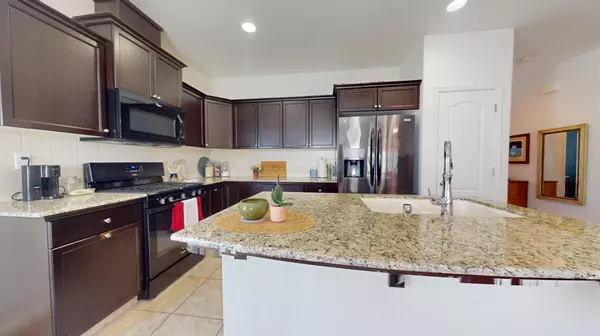 Clovis, CA 93619,3051 Glacier Ln