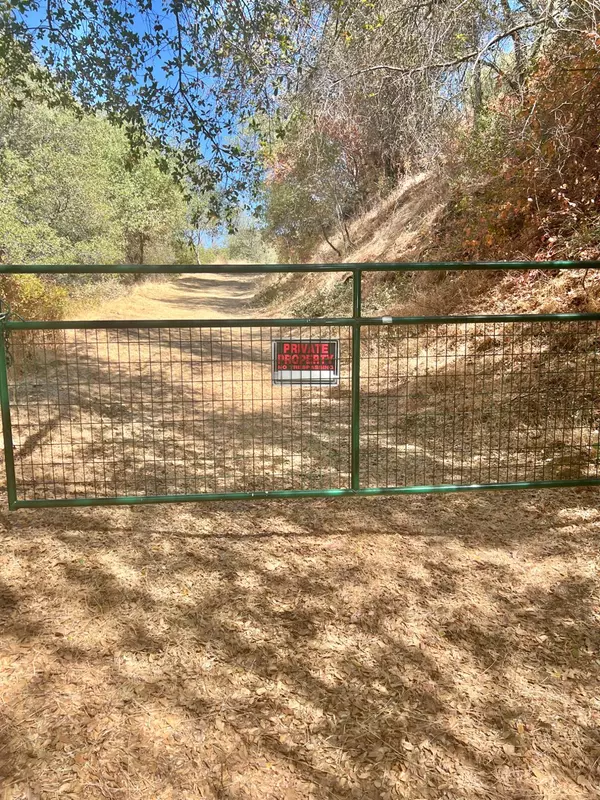 Tollhouse, CA 93667,29012 Cassandra RD