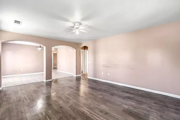 Fresno, CA 93701,480 N Calaveras ST