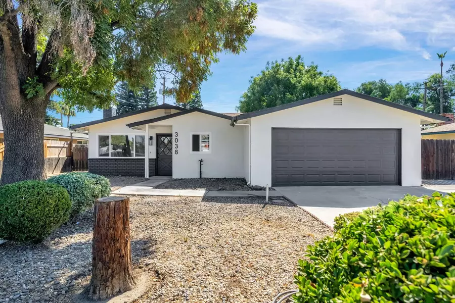 3038 S Martin ST, Visalia, CA 93277