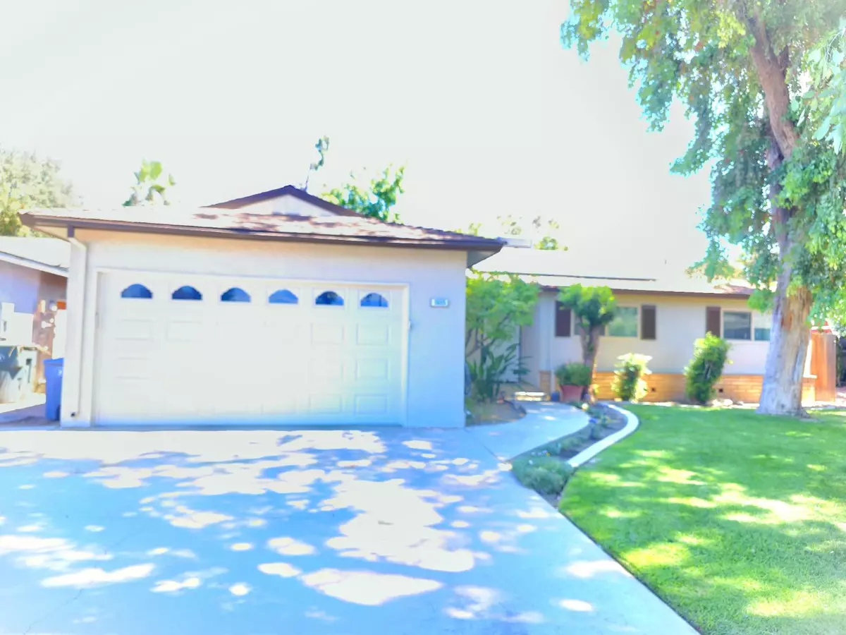 Clovis, CA 93611,1605 Scott PL