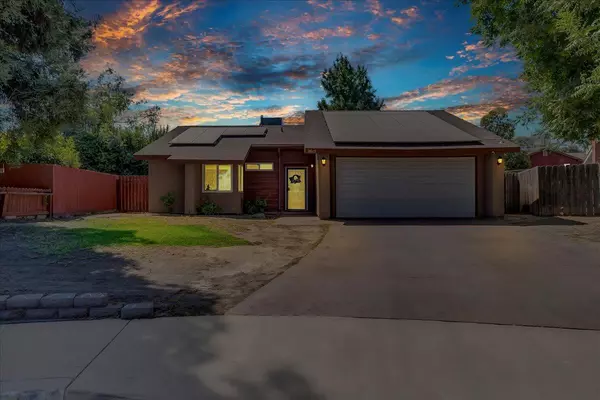 Visalia, CA 93292,2615 N Bradley ST