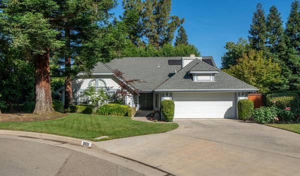 9109 N Chadwick LN, Fresno, CA 93720