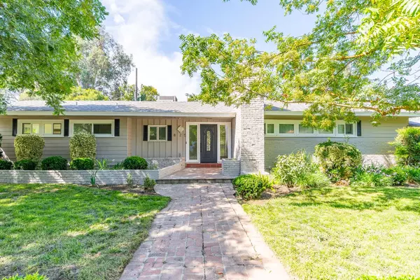 825 E Indianapolis AVE, Fresno, CA 93704