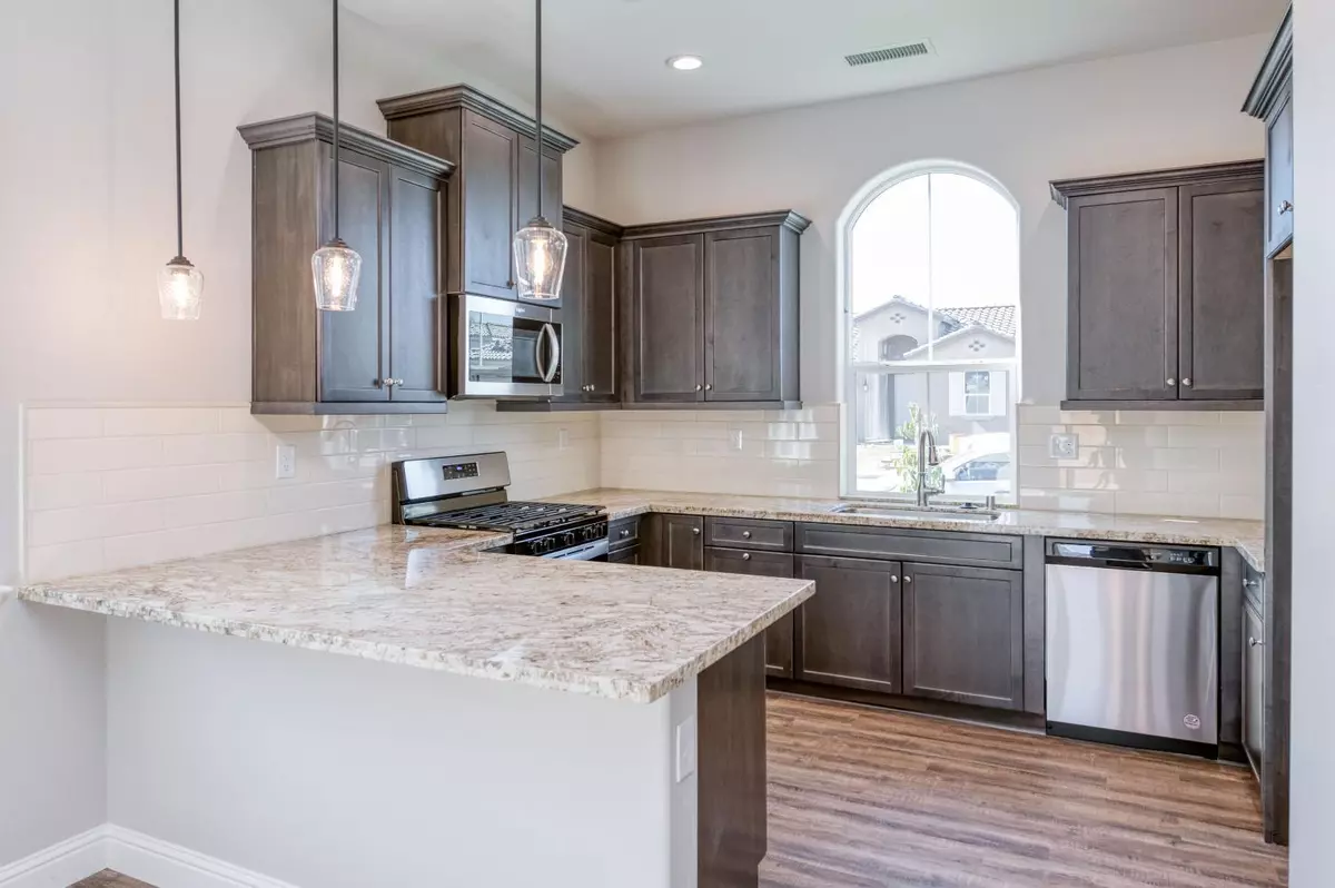 Madera, CA 93638,1168 Dandelion LN