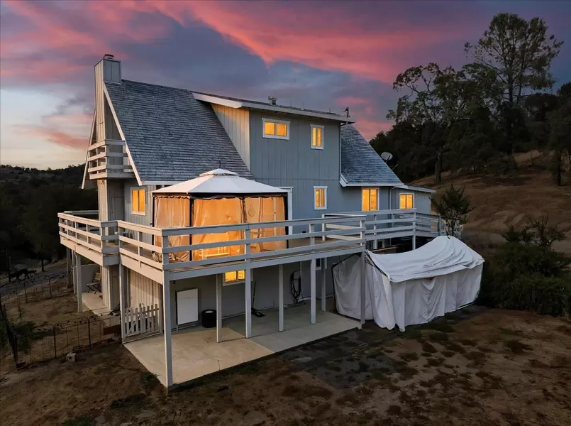 3974 Usona RD, Mariposa, CA 95338