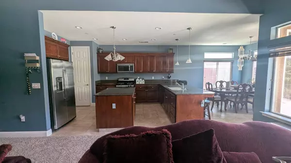 Kerman, CA 93630,799 S Joseph AVE