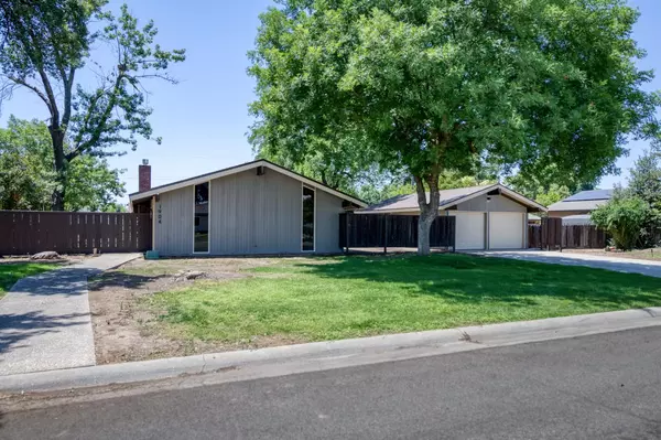 Fresno, CA 93727,1904 S Fairway AVE