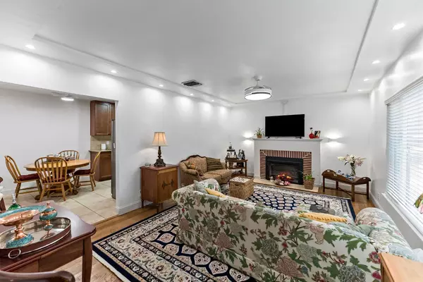 Fresno, CA 93704,4734 N Harrison AVE