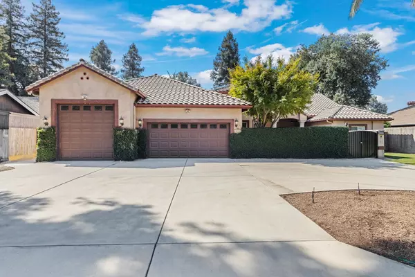 15151 E Lipson ST, Visalia, CA 93292