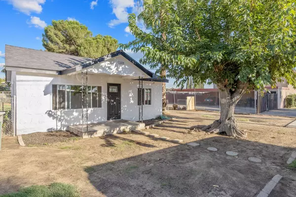 Fresno, CA 93703,1226 N Rowell AVE