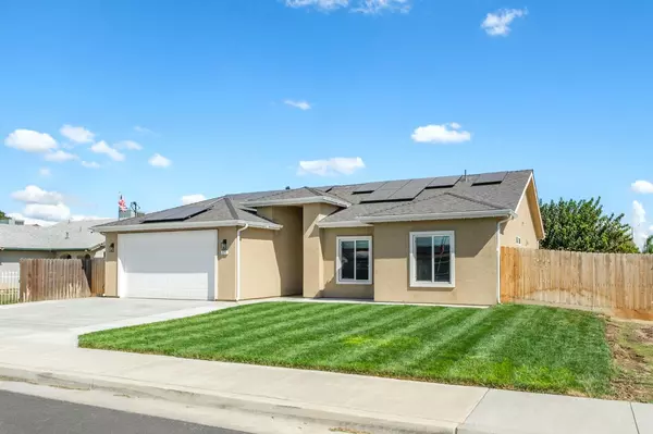 Hanford, CA 93230,775 Kimball LN