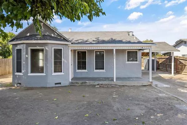 Fresno, CA 93726,4617 E Garland