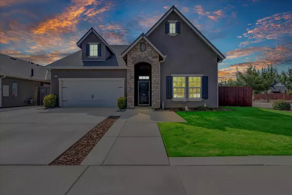 2283 W Andrew LN, Hanford, CA 93230