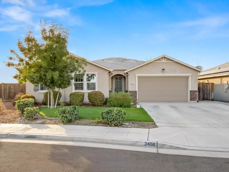 2466 S Bette AVE, Fresno, CA 93727