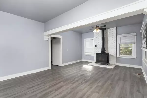 Reedley, CA 93654,1034 L ST