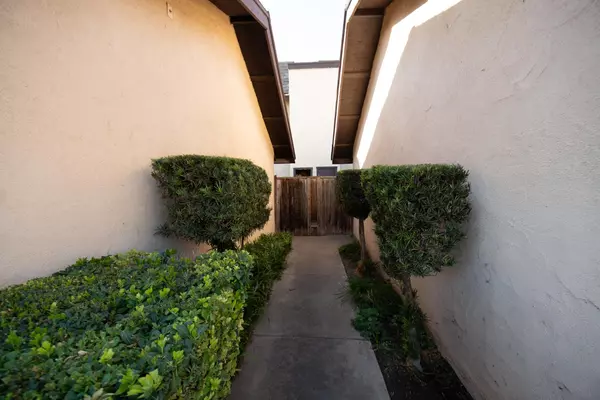 Fresno, CA 93727,4975 E Butler AVE #131