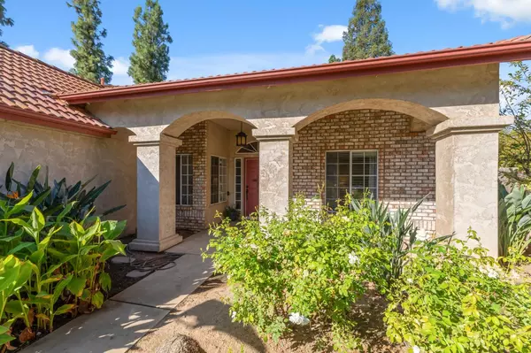 Fresno, CA 93720,8021 N Backer AVE