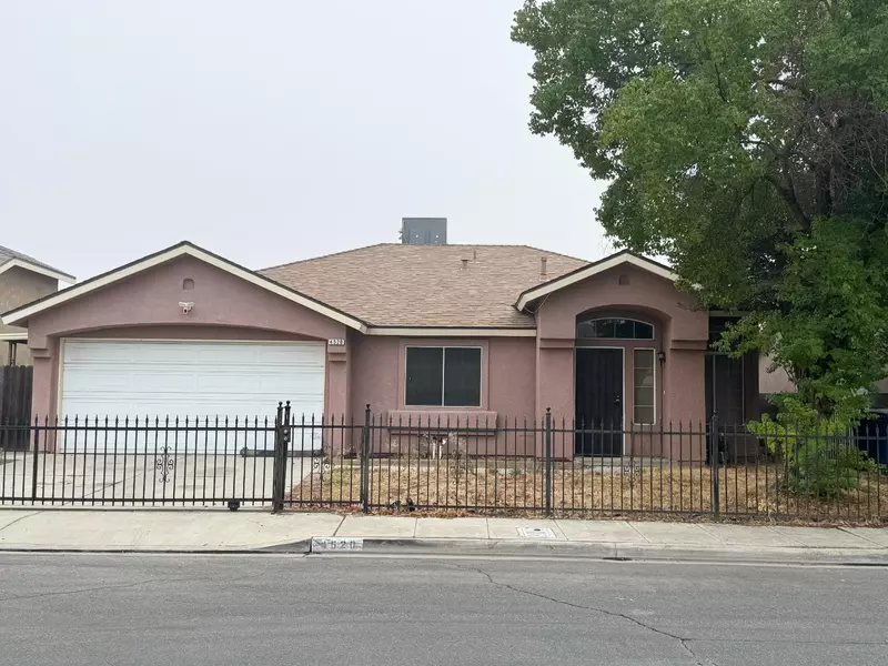 4520 N Barcus, Fresno, CA 93722
