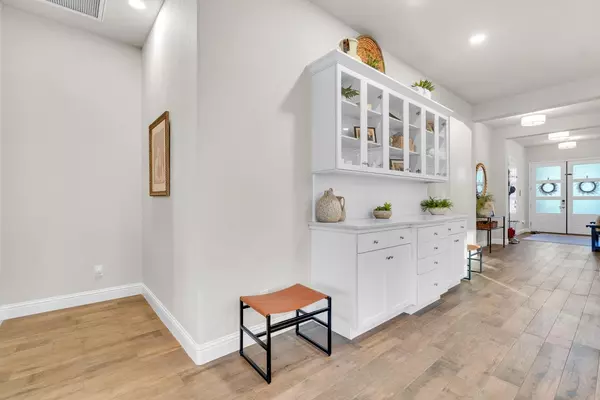 Fresno, CA 93730,1206 E Via Palmi DR