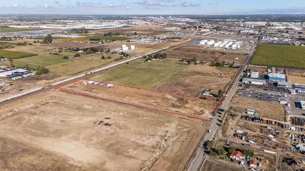 4637 S Maple AVE, Fresno, CA 93703