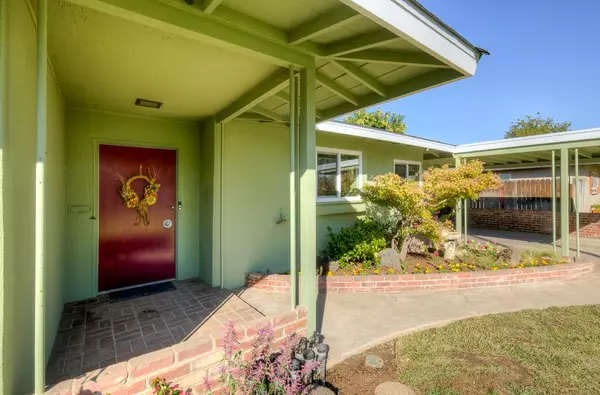 Fresno, CA 93704,205 E Cortland AVE