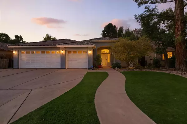 8531 N Woodrow AVE, Fresno, CA 93720