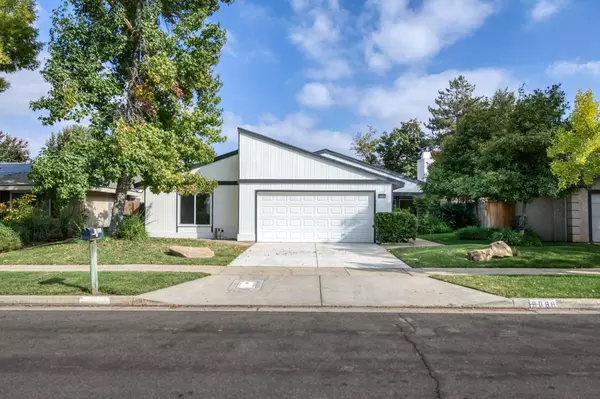 8088 N Mariposa ST, Fresno, CA 93720