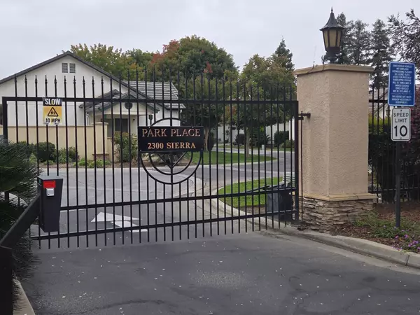 Kingsburg, CA 93631,2300 Sierra ST #103