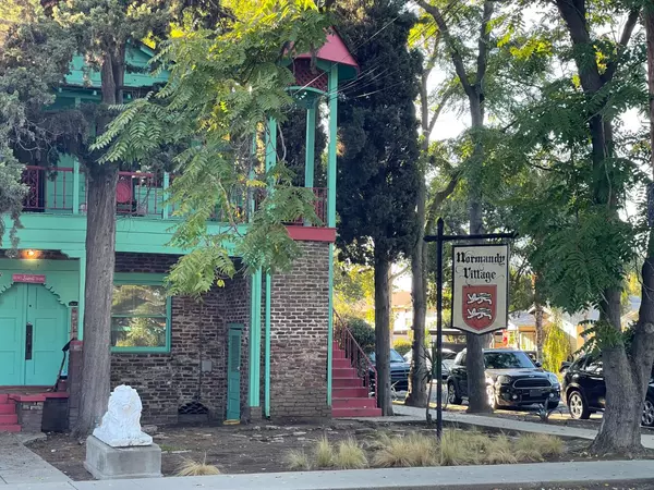 840 E Brown AVE, Fresno, CA 93710