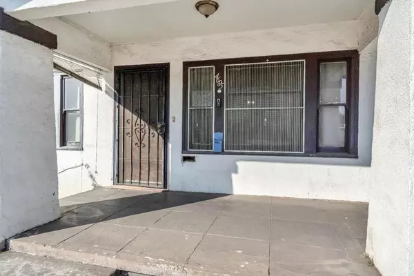 Fresno, CA 93702,4685 E Tulare AVE