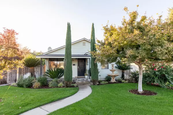 1879 Mayfair DR, Fresno, CA 93703